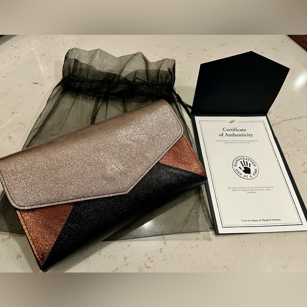 Uno Alla Volta Handcrafted Florentine Italian Leather Handbag! New!